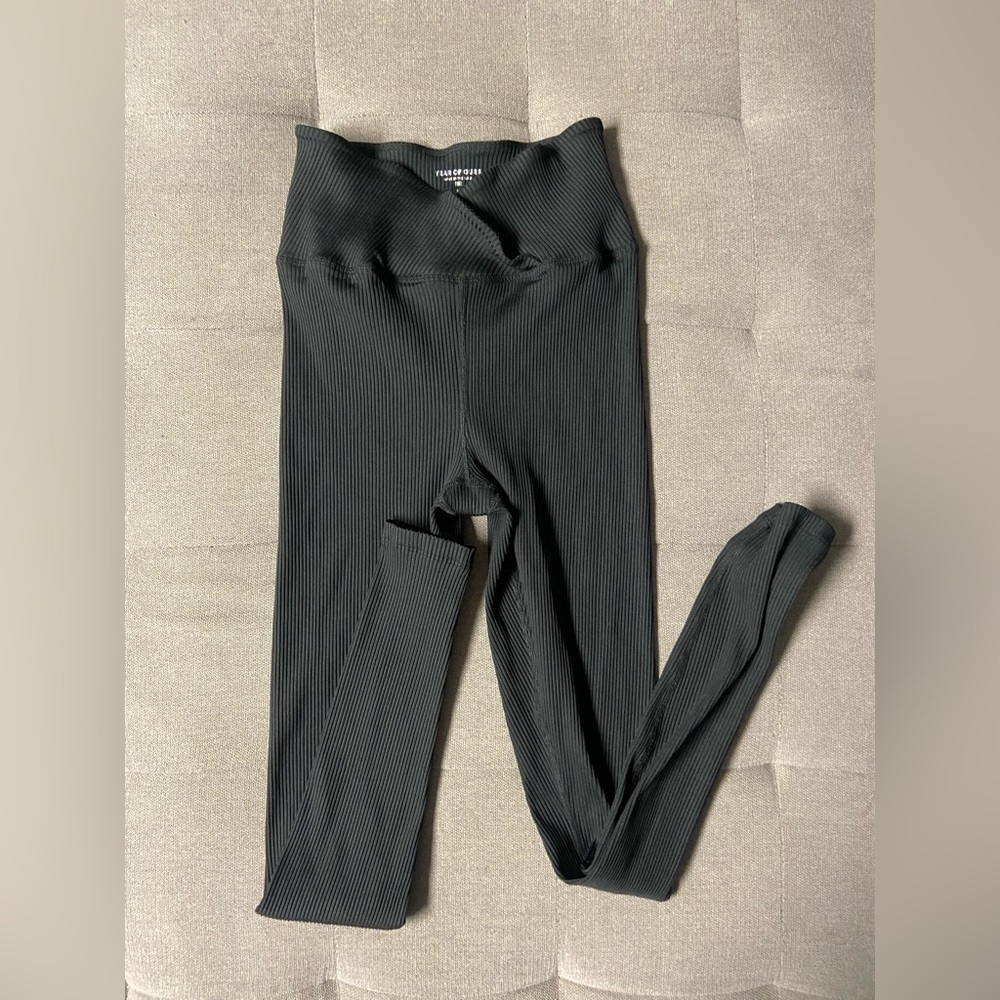 Year of ours crossover leggings sz M